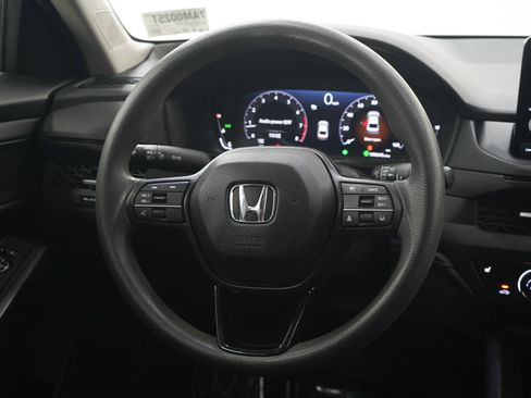 Used 2023 Honda Accord EX image 15