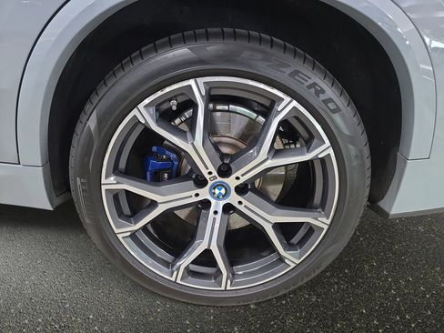 Used 2024 BMW X5 xDrive50e w/ M Sport Package AWD/4WD image 31