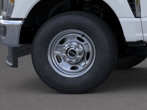New 2026 Ford F250 XL w/ XL Chrome Package AWD/4WD image 19