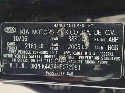 Used 2017 Kia Forte LX FWD image 33