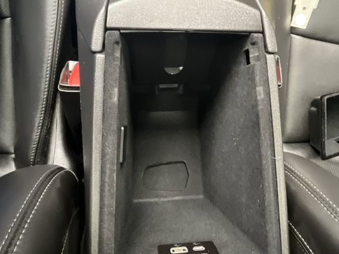 Used 2023 Cadillac XT6 Sport w/ Technology Package image 29