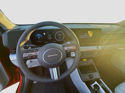 New 2026 Hyundai Kona Limited FWD image 8