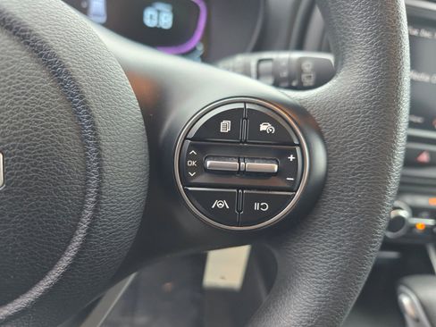 Used 2024 Kia Soul LX w/ Option Group 015 image 28