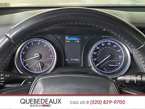Used 2020 Toyota Camry SE w/ Convenience Package FWD image 15