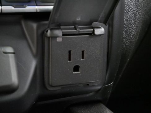 Used 2021 Chevrolet Silverado 1500 LTZ w/ Technology Package image 40