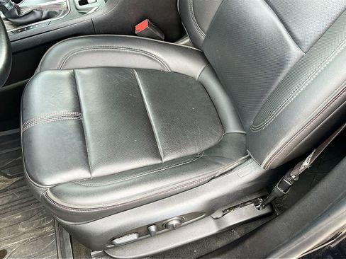 Used 2023 Chevrolet Traverse RS AWD/4WD image 20