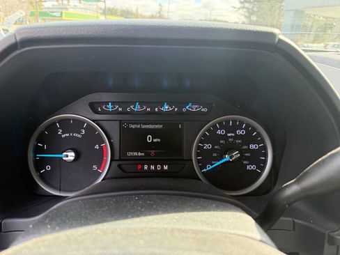 Used 2022 Ford F350 XLT AWD/4WD image 12