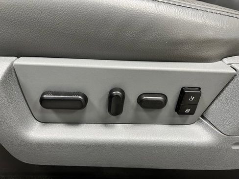 Used 2013 Ford F150 Lariat w/ Mid Equipment Group image 25