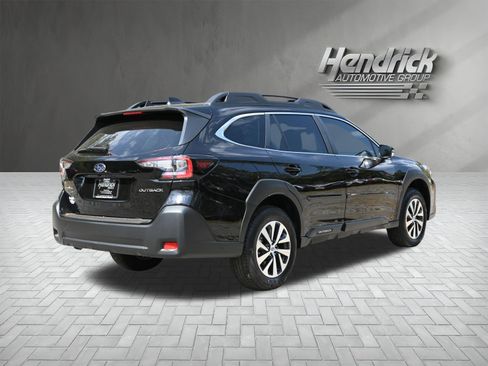 Used 2025 Subaru Outback Premium w/ Popular Package #1A image 9