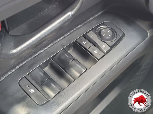 Used 2024 Toyota Tacoma SR AWD/4WD image 26