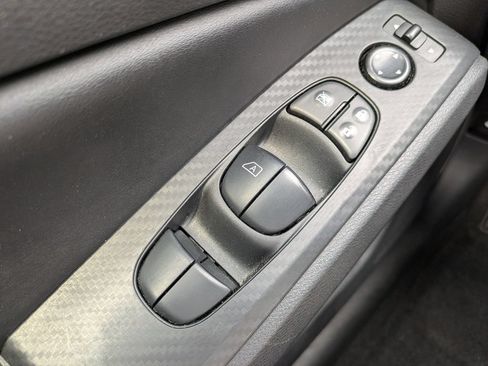 Certified 2025 Nissan Altima 2.5 SV FWD image 22