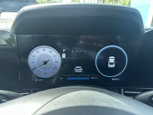 Used 2024 Hyundai Elantra SEL FWD image 26