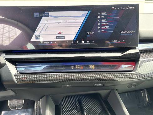 New 2026 BMW M5 Touring AWD/4WD image 29