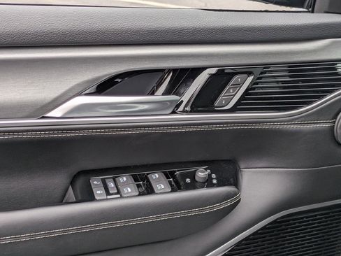 New 2026 Jeep Grand Wagoneer Limited image 11