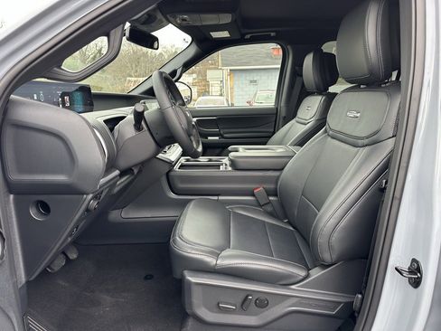 New 2026 Ford Expedition Platinum w/ Stealth Appearance Package image 13