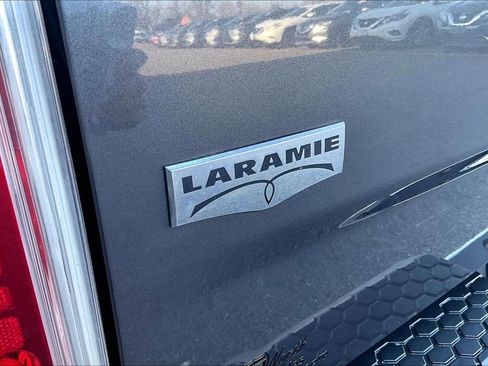 Used 2016 RAM 1500 Laramie w/ Convenience Group image 25