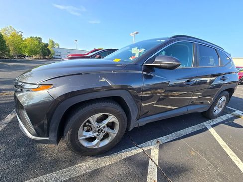Used 2022 Hyundai Tucson SEL w/ Cargo Package FWD image 4