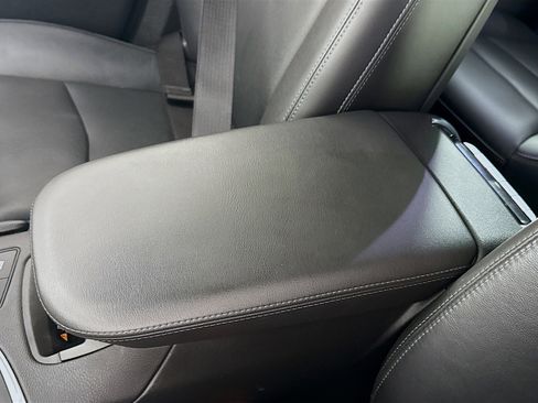 Used 2021 Cadillac XT6 Premium Luxury image 18