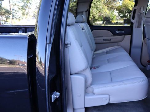 Used 2008 GMC Sierra 2500 SLT w/ Convenience Package image 21