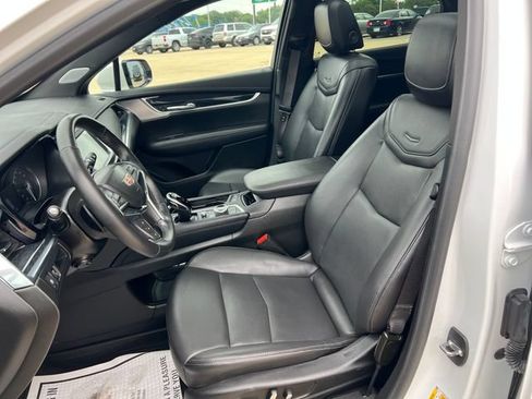 Used 2024 Cadillac XT5 Premium Luxury w/ LPO, Floor Liner Package AWD/4WD image 12