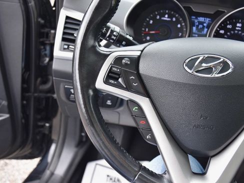 Used 2013 Hyundai Veloster w/ Tech Pkg FWD image 21