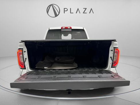 Used 2018 GMC Sierra 1500 SLT w/ Texas SLT Premium Package image 31