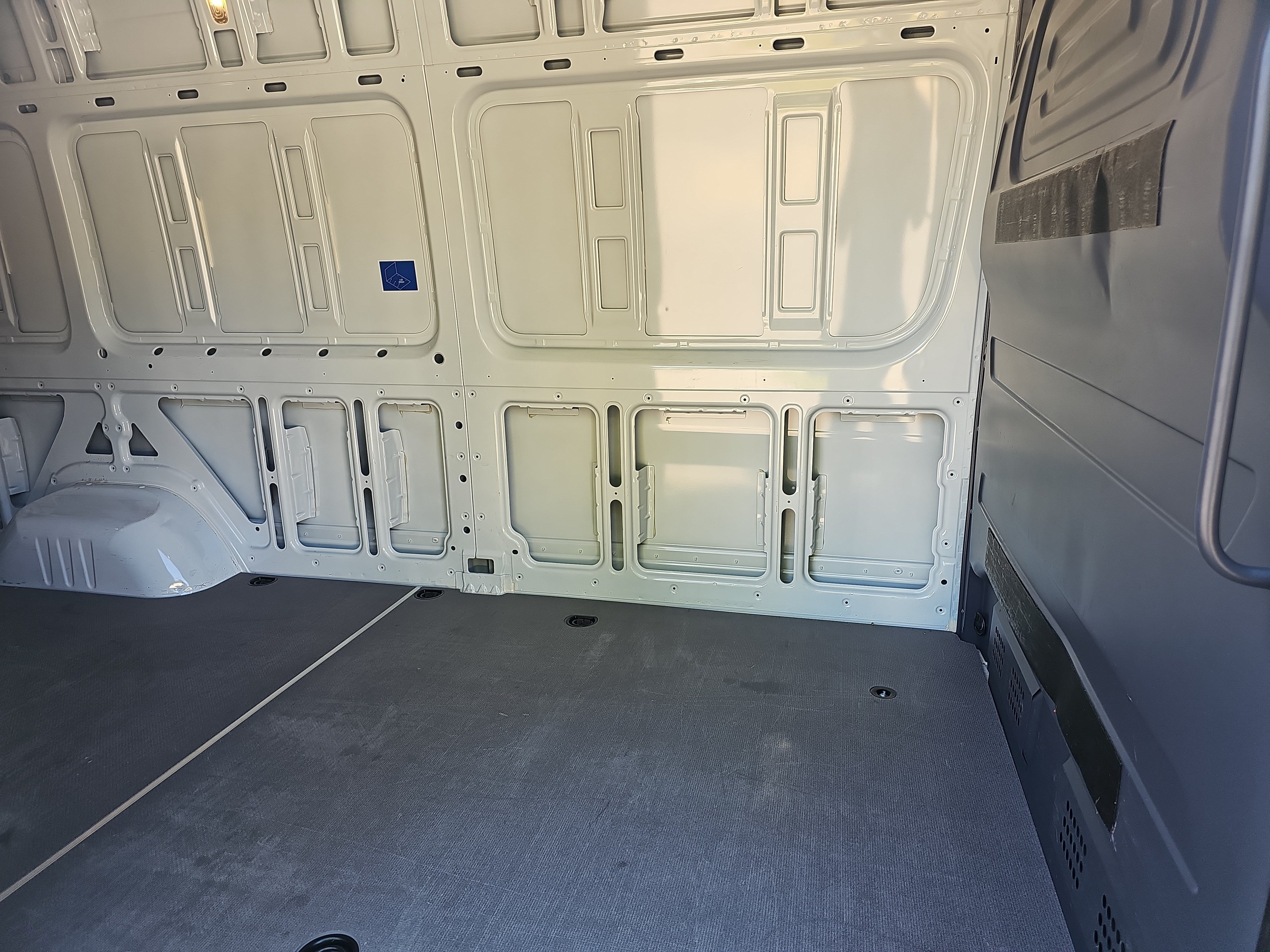 Used 2025 Mercedes-Benz Sprinter 3500 image 11