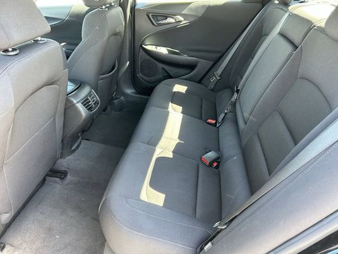 Used 2023 Chevrolet Malibu LT image 13