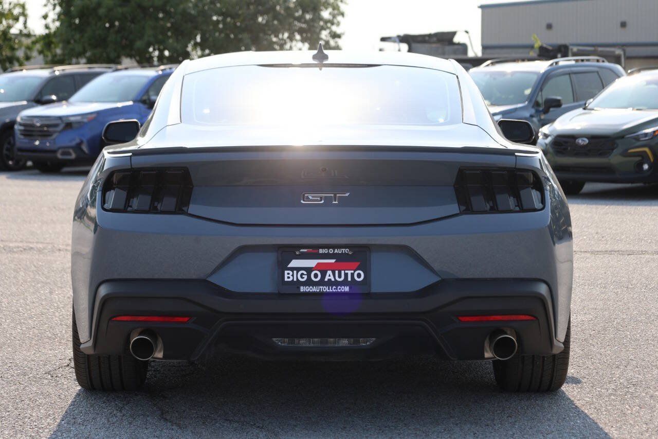 Used 2025 Ford Mustang GT Premium RWD image 10
