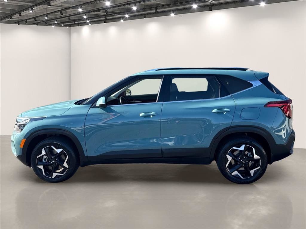 Certified 2025 Kia Seltos EX w/ EX Sunroof Package AWD/4WD image 5