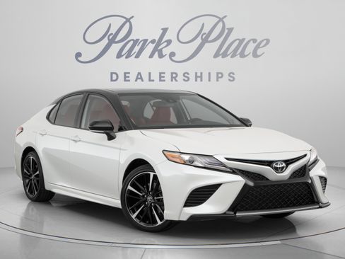 Used 2019 Toyota Camry XSE w/ Driver Assist Package FWD image 6