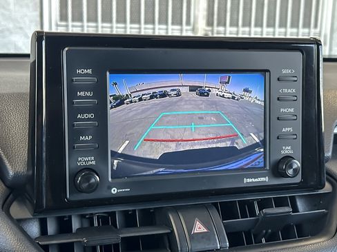 Certified 2021 Toyota RAV4 XLE FWD image 18