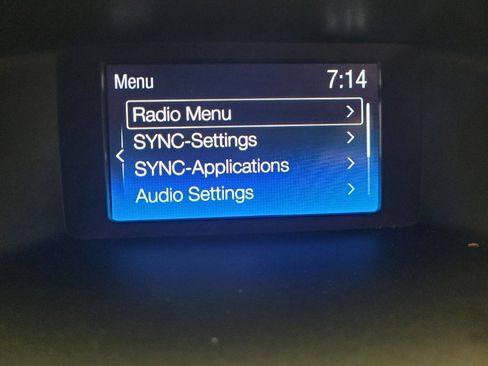 Used 2016 Ford Focus SE FWD image 25