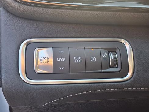 New 2026 Buick Enclave Sport Touring w/ Power Package image 8