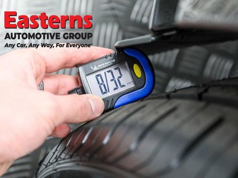 Used 2023 Nissan Ariya AWD image 27