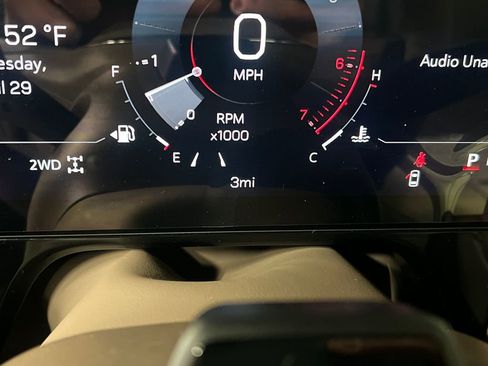 New 2026 GMC Yukon XL Denali AWD/4WD image 21