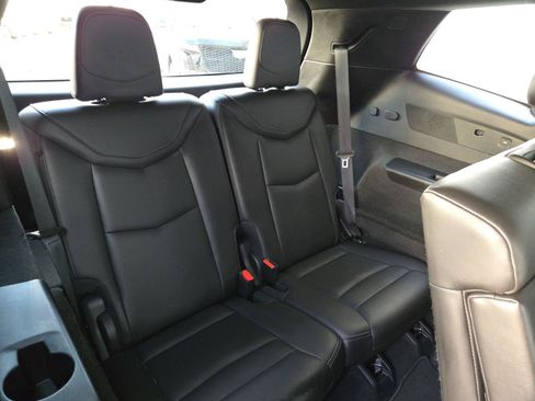 Used 2023 Cadillac XT6 Luxury FWD image 30