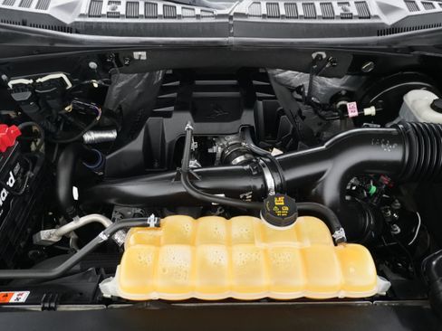 Used 2015 Ford F150 XLT w/ Equipment Group 302A Luxury image 29