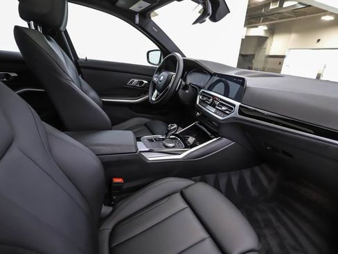 Used 2019 BMW 330i xDrive Sedan AWD/4WD image 30