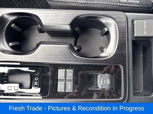 Used 2026 Subaru Outback Touring XT AWD/4WD image 13