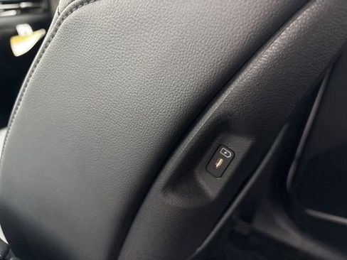 Used 2026 Kia Sportage EX w/ EX Panorama Roof Package image 31