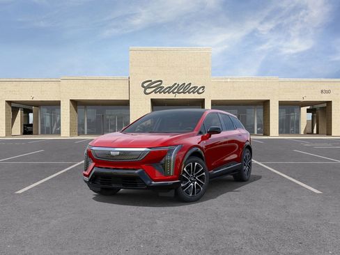 New 2025 Cadillac Optiq Sport 2 w/ LPO, Floor Liner Package image 8