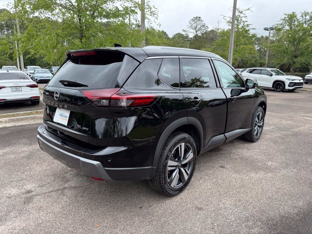 Certified 2026 Nissan Rogue SL AWD/4WD image 6