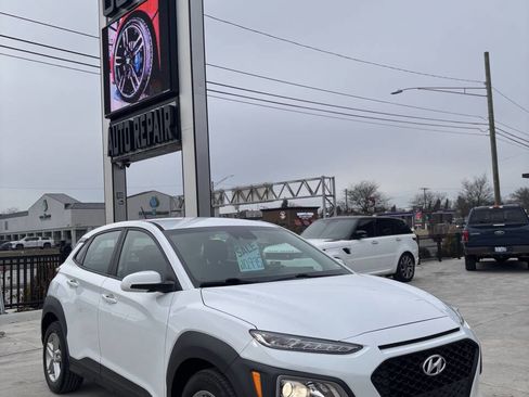 Used 2019 Hyundai Kona SE image 1