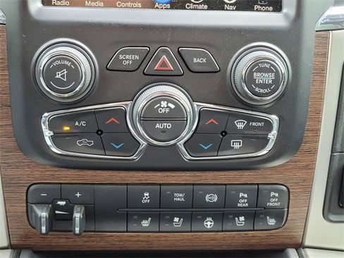 Used 2016 RAM 2500 Laramie image 21