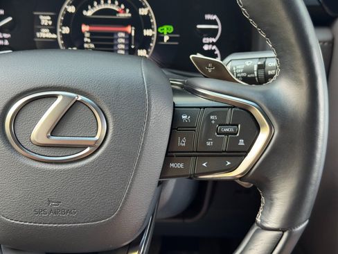 Used 2023 Lexus LX 600 Luxury w/ Appearance Package image 25