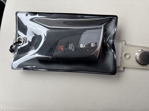 Used 2025 Lexus RX 350 350 Luxury image 36