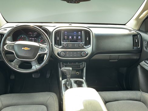 Used 2021 Chevrolet Colorado LT RWD image 9