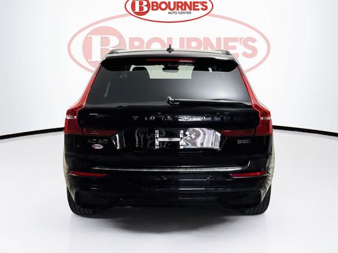 Used 2024 Volvo XC60 B5 Plus w/ Protection Package Premier AWD/4WD image 10