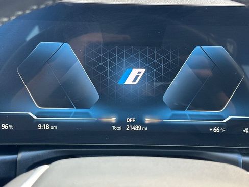 Used 2023 BMW i4 eDrive35 w/ Premium Package RWD image 28